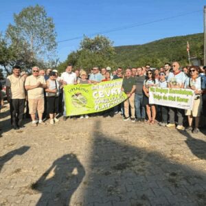 bolunun cennet ormanlari ile kapli agalar koyunde isgalci madencilere karsi sert tepki gosterdiler SKOFIrUu