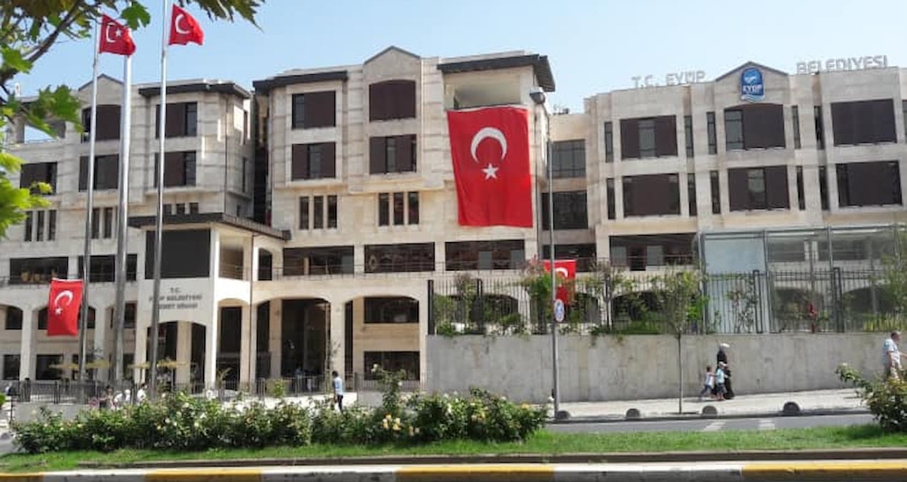 koca belediyeyi aile sirketine cevirmisler akraba olmayan personel cikmadi ushydBOE