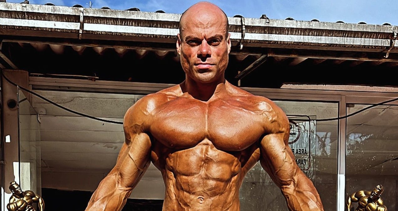 sevgilisi kas kralini bicaklayarakkatletti eqQ1fesH