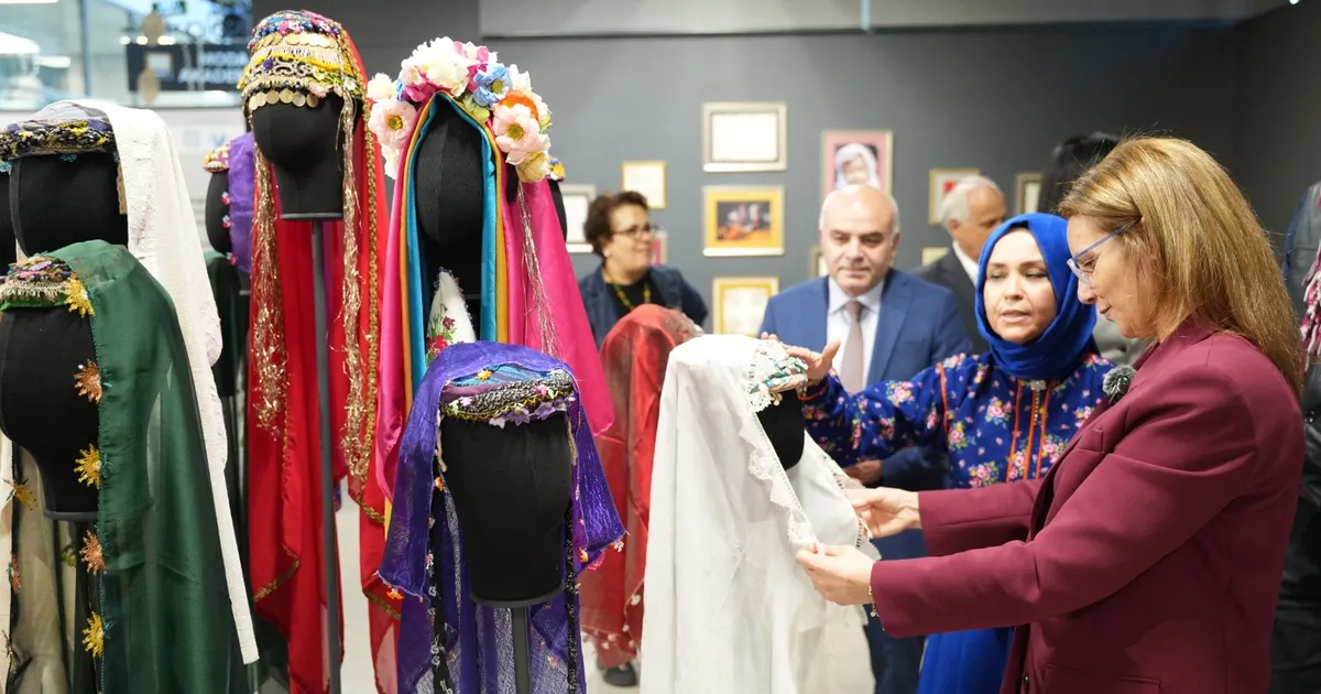 kocaelide yerel renkler sergide hayat buldu s2dPwUJI.webp