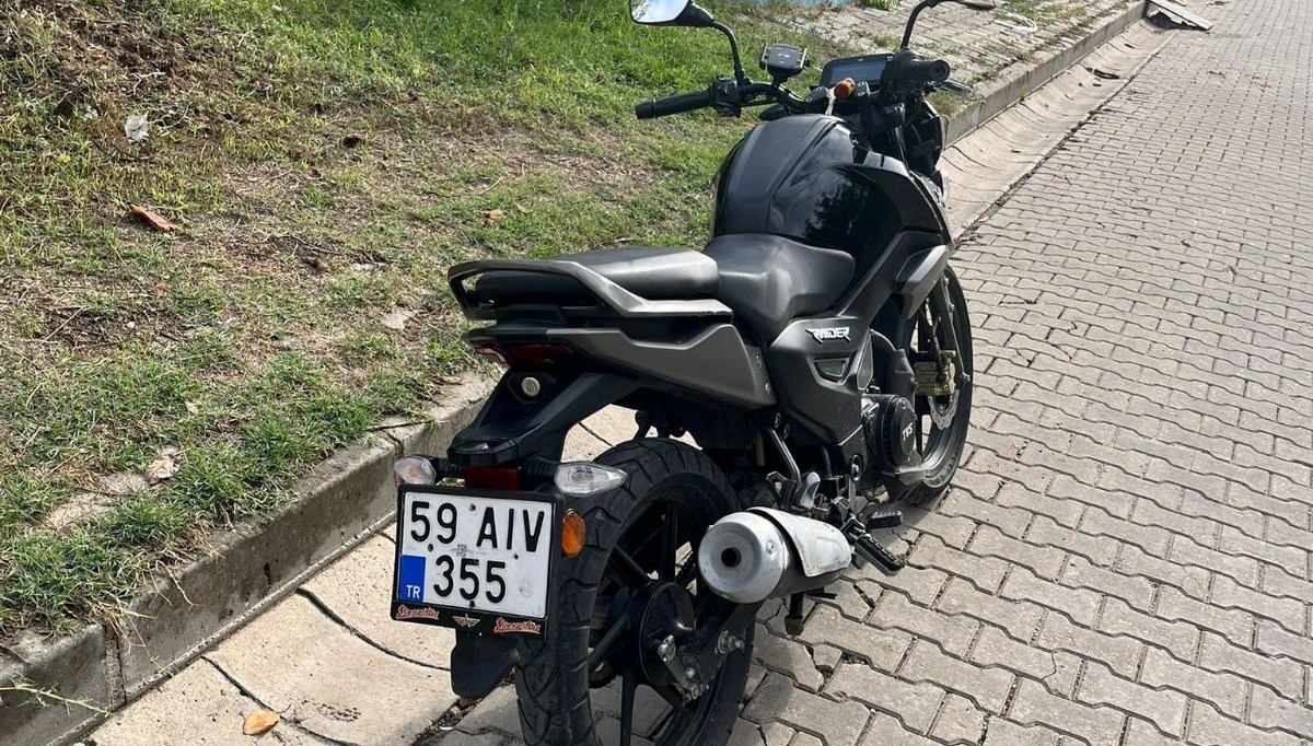 muratlida trafik kazasi 2 yarali sySQCWIV