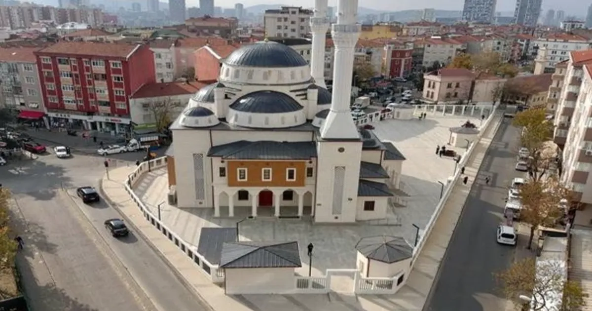 ibbden cami turbe ve cemevlerine kapsamli destek qBBaU9nT.webp